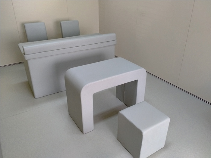 軟包桌椅.jpg 軟包桌椅.jpg